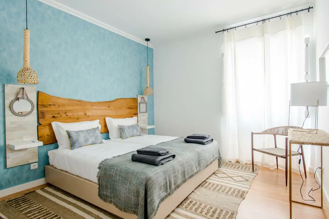 Sta Catarina - Cascais Beach Apartments 0*,