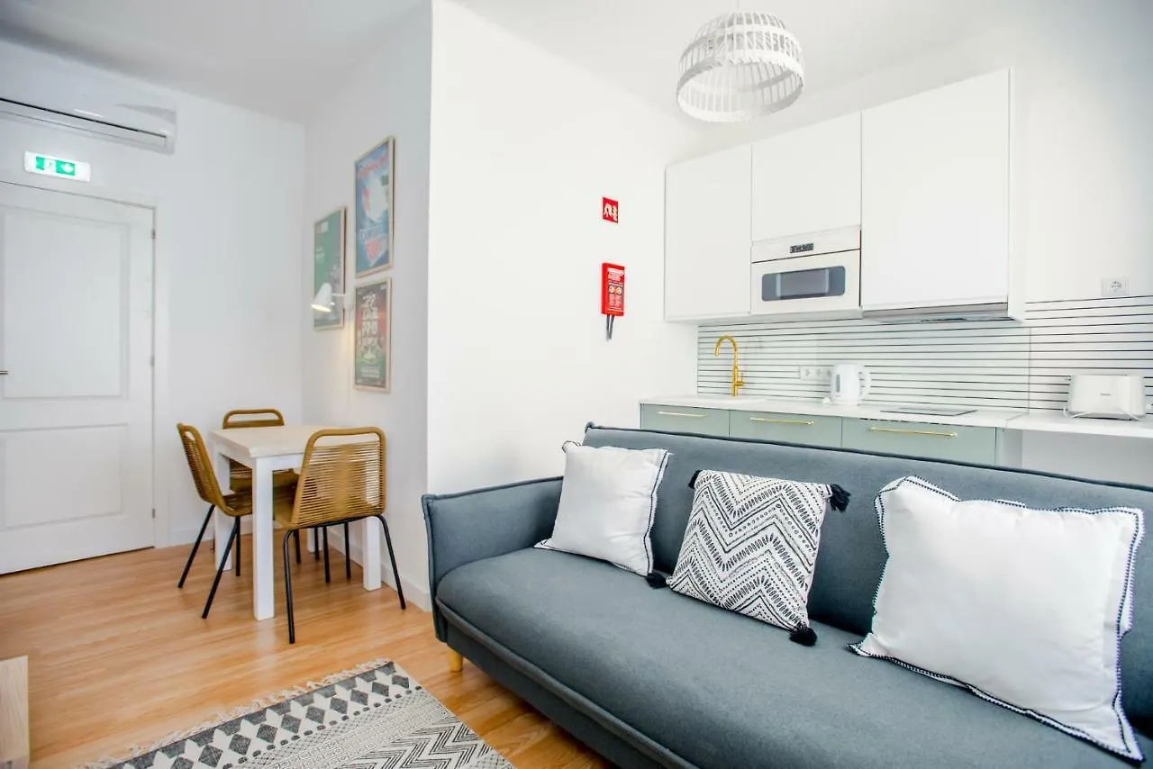 Sta Catarina - Cascais Beach Apartments Portugal