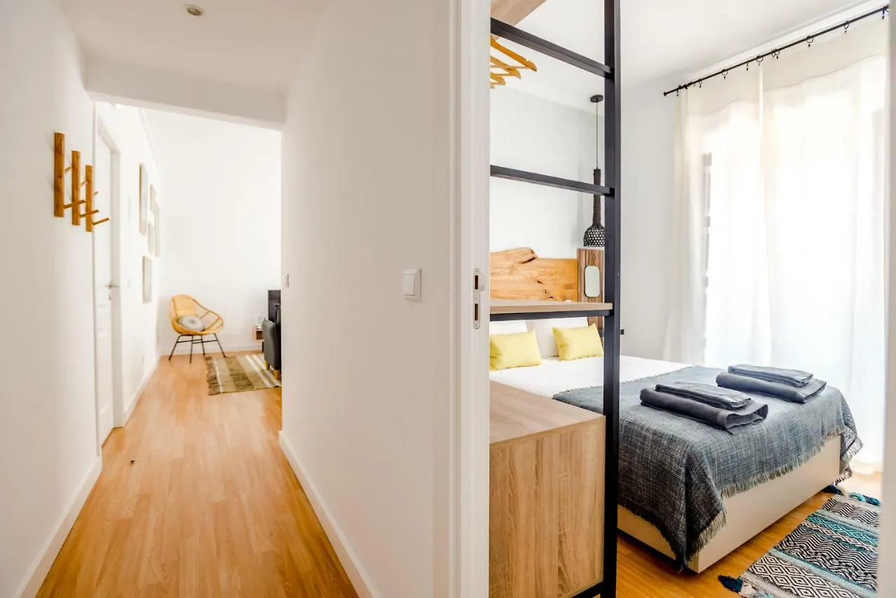 Sta Catarina - Cascais Beach Apartments